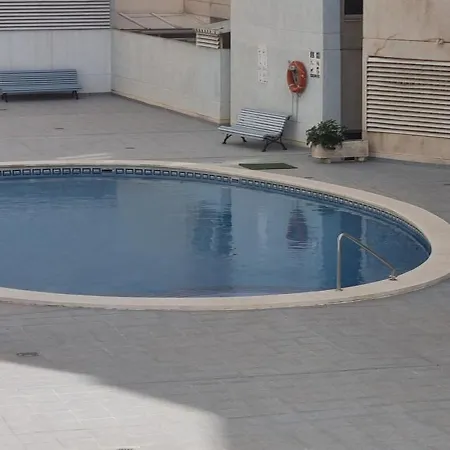 , Vacaciones ,piscina,wifi Апартаменты *