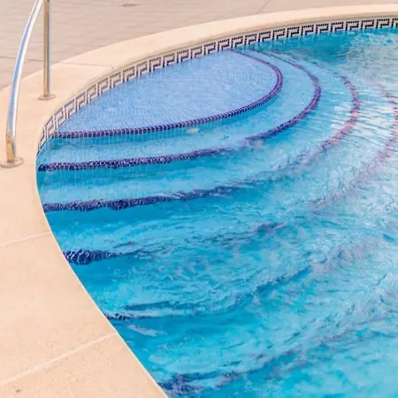 Апартаменты , Vacaciones ,piscina,wifi *